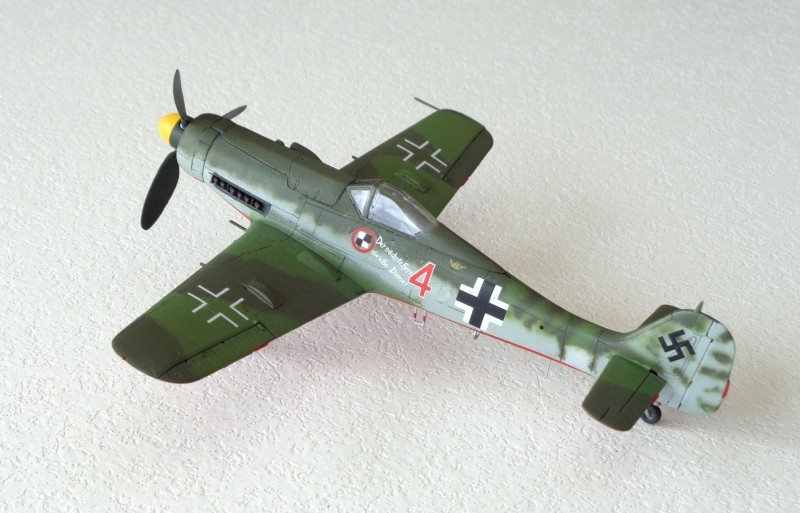 [Tamiya] 1/72 - Focke-Wulf Fw 190 D-11 (fw190) - Page 2 604abc8188a405d3d29070e7e6f4d0db