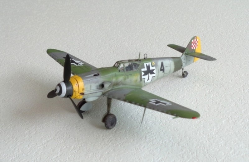 Messerschmitt Bf.109 G-14/AS Croate 0f9709b93841be69350246d0d750fc88