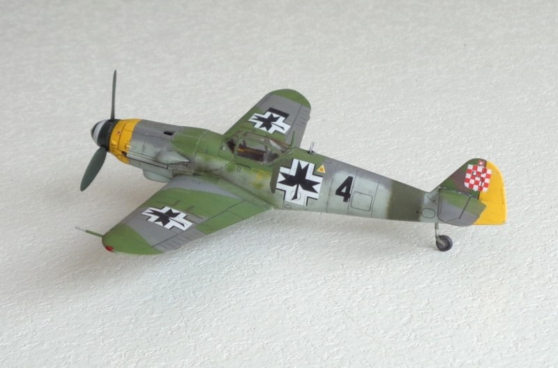 Messerschmitt Bf.109 G-14/AS Croate Aa69727740c914bd92ccd8efb2dc7383