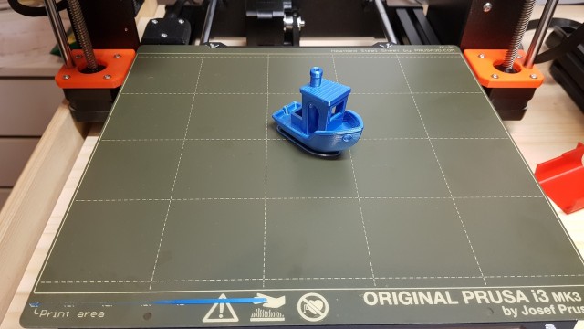 17082020 benchy bed
